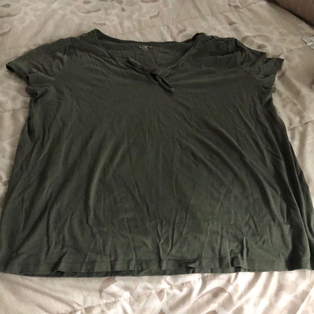 NWOT loft tee shirt